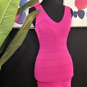 Y2K “Say What?” pink bodycon dress #bodycon #y2k VERY flattering‼️ so CUTE